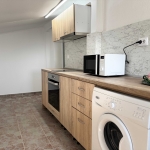 Дава се под наем Тристаен апартамент в Стара Загора, Кольо Ганчев - 50 кв.м за 229.5 € - Снимка #1