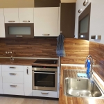 Дава се под наем Тристаен апартамент в Варна, Левски - 83 кв.м за 528.87 € - Снимка #1