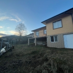 Дава се под наем Къща в Батак - 67 кв.м за 298.86 € - Снимка #1