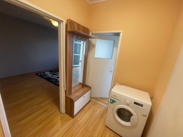 Дава се под наем Едностаен апартамент в Плевен, Сторгозия - 47 кв.м за 199.41 € - Снимка #1