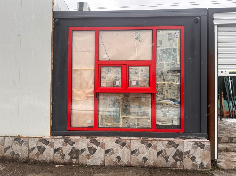 Дава се под наем Магазин в София, Люлин 3 - 9 кв.м за 698.19 € - Снимка #1