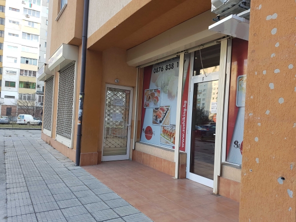 Дава се под наем Магазин в София, Люлин 10 - 45 кв.м за 398.82 € - Снимка #1