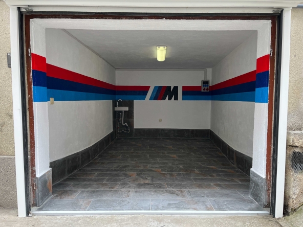 Дава се под наем Гараж / Паркомясто в Варна, Цветен квартал - 15 кв.м за 159.12 € - Снимка #1