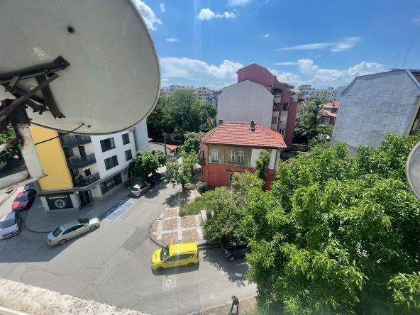 Двустаен апартамент в Плевен, Широк център - 66 кв.м за 738 €/кв.м - Снимка #1