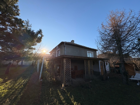 Къща в с. Медово, Област Бургас - 100 кв.м за 505 €/кв.м - Снимка #1