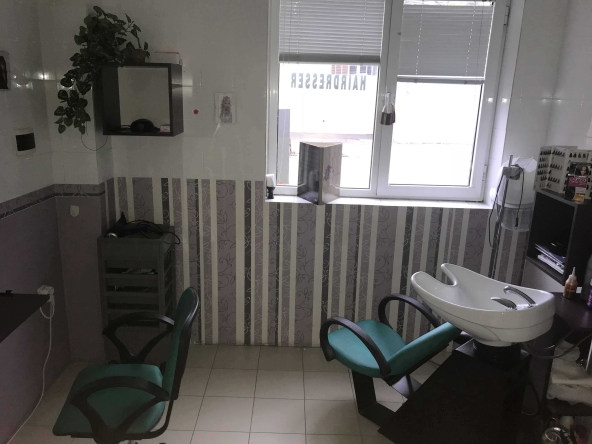 Дава се под наем  в к.к. Златни пясъци -  кв.м за 1495.83 € - Снимка #1