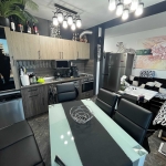 Тристаен апартамент в Казанлък - 95 кв.м за 1128 €/кв.м - Снимка #1