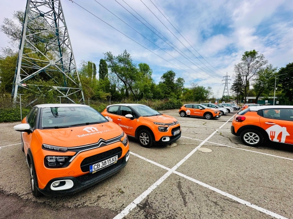 Дава се под наем Гараж / Паркомясто в София, Люлин 10 - 2000 кв.м за 30.6 € - Снимка #1