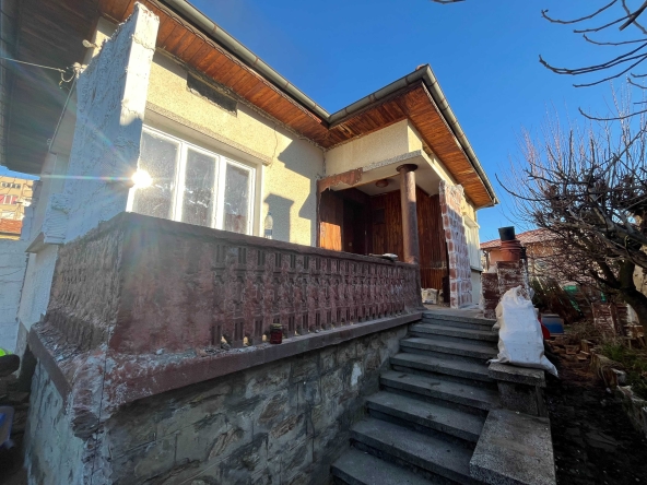 Къща в Казанлък - 90 кв.м за 1587 €/кв.м - Снимка #1