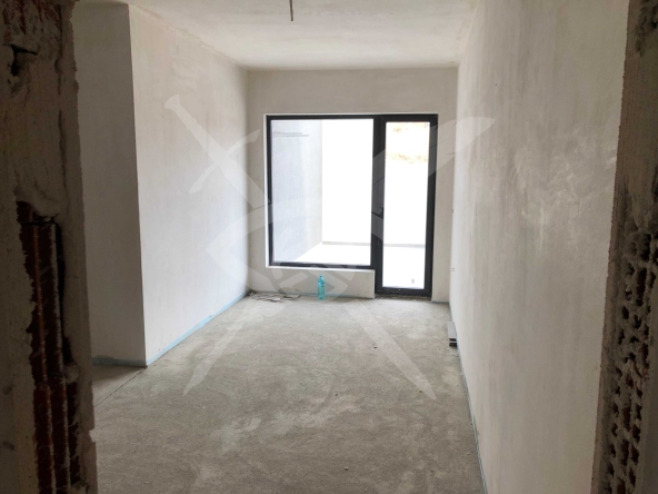Тристаен апартамент в Асеновград - 125 кв.м за 437 €/кв.м - Снимка #1