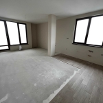 Тристаен апартамент в Казанлък - 105 кв.м за 777 €/кв.м - Снимка #1