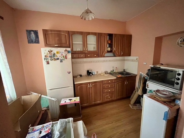 Къща в Казанлък - 100 кв.м за 1377 €/кв.м - Снимка #1