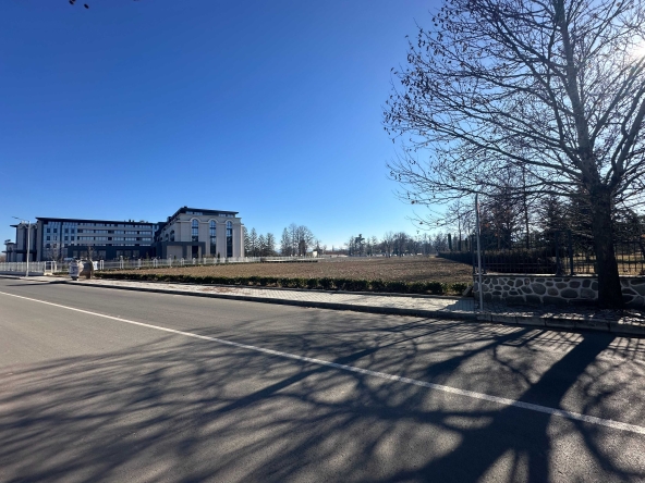 Парцел в с. Овощник, Област Стара Загора - 2922 кв.м за 96 €/кв.м - Снимка #1