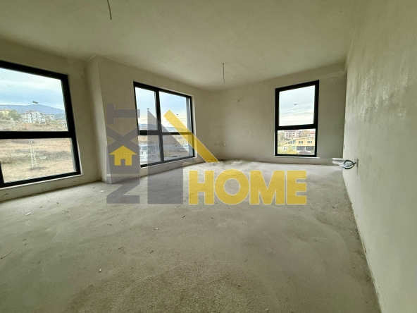 Тристаен апартамент в Асеновград - 95 кв.м за 725 €/кв.м - Снимка #1