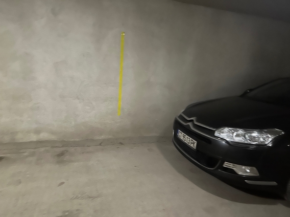 Дава се под наем Гараж / Паркомясто в София, Манастирски ливади - 12 кв.м за 79.56 € - Снимка #1