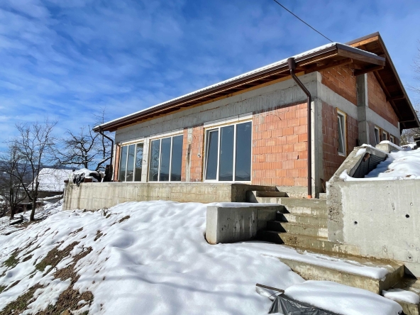 Къща в Габрово, Център - 100 кв.м за 730 €/кв.м - Снимка #1