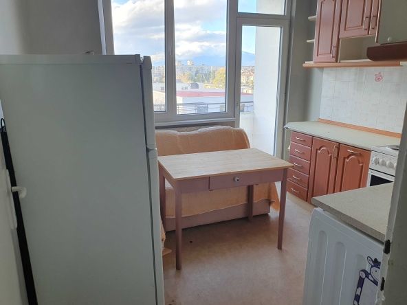 Тристаен апартамент в Казанлък - 95 кв.м за 1315 €/кв.м - Снимка #1