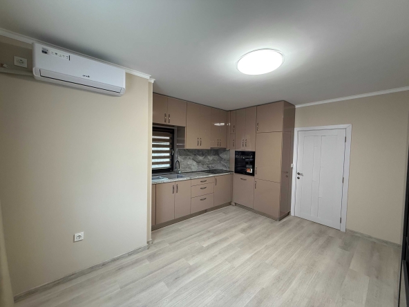 Двустаен апартамент в Търговище, Вароша - 66 кв.м за 711 €/кв.м - Снимка #1