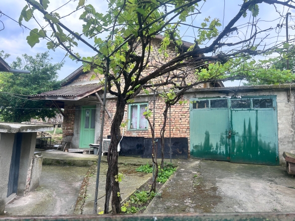 Къща в с. Разделна, Област Варна - 180 кв.м за 165 €/кв.м - Снимка #1