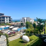 Тристаен апартамент в Поморие - 103 кв.м за 1447 €/кв.м - Снимка #1