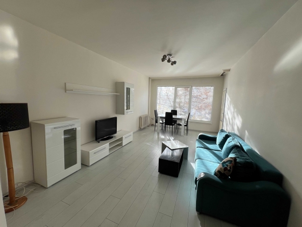 Дава се под наем Тристаен апартамент в София, Банишора - 93 кв.м за 698.19 € - Снимка #1