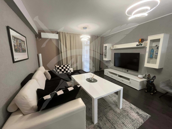 Тристаен апартамент в Пловдив, Кючук Париж - 93 кв.м за 1152 €/кв.м - Снимка #1