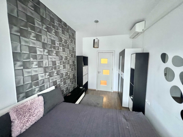 Двустаен апартамент в София, Студентски град - 59 кв.м за 1426 €/кв.м - Снимка #1