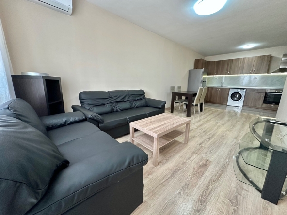 Дава се под наем Тристаен апартамент в Пловдив, Христо Смирненски - 98 кв.м за 548.25 € - Снимка #1