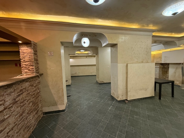 Дава се под наем Заведение в Пловдив, Център - 280 кв.м за 2094.57 € - Снимка #1