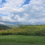 Парцел в с. Горно Камарци, Област София-област - 63000 кв.м за 2 €/кв.м - Снимка #1