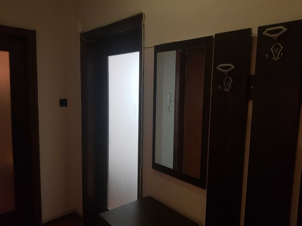 Дава се под наем Тристаен апартамент в Пловдив, Сточна гара - 65 кв.м за 510 € - Снимка #1