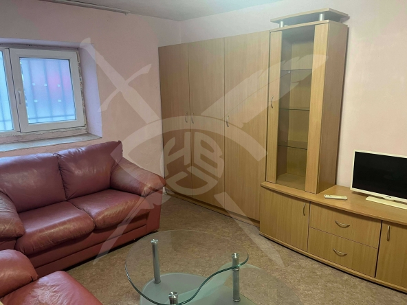 Дава се под наем Тристаен апартамент в Пловдив, Кършияка - 90 кв.м за 398.82 € - Снимка #1