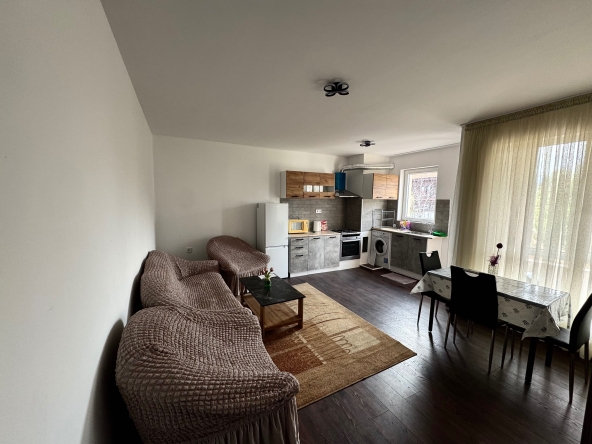 Дава се под наем Двустаен апартамент в Пловдив, Коматевски възел - 58 кв.м за 448.8 € - Снимка #1