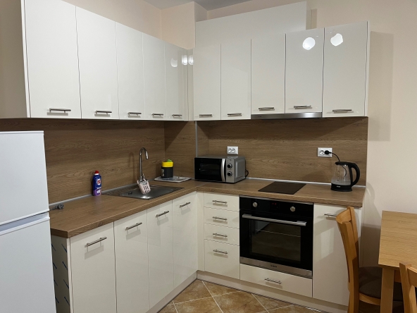 Дава се под наем Двустаен апартамент в Варна, Кайсиева градина - 60 кв.м за 398.82 € - Снимка #1