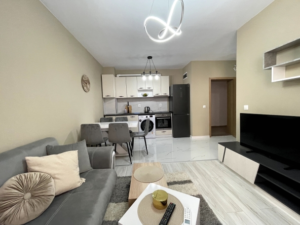 Дава се под наем Двустаен апартамент в Варна, Левски - 58 кв.м за 418.71 € - Снимка #1