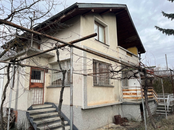 Къща в с. Долно Сахране, Област Стара Загора - 150 кв.м за 287 €/кв.м - Снимка #1