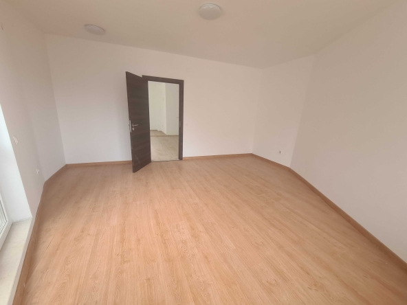 Тристаен апартамент в София, Манастирски ливади - 115 кв.м за 1459 €/кв.м - Снимка #1