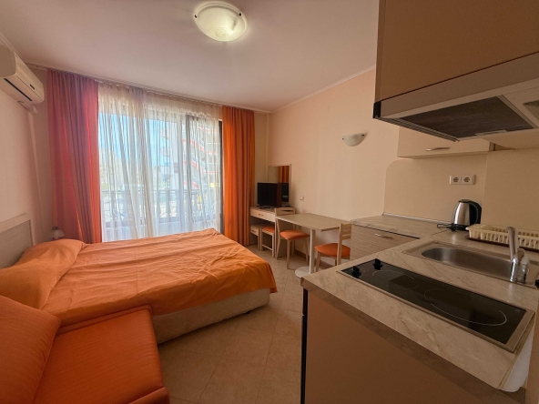 Едностаен апартамент в к.к. Слънчев бряг - 36 кв.м за 751 €/кв.м - Снимка #1