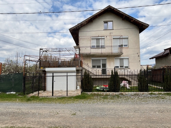 Къща в Кюстендил, Бузлуджа - 200 кв.м за 541 €/кв.м - Снимка #1