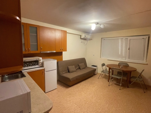 Дава се под наем Едностаен апартамент в Варна, Погреби - 25 кв.м за 269.28 € - Снимка #1