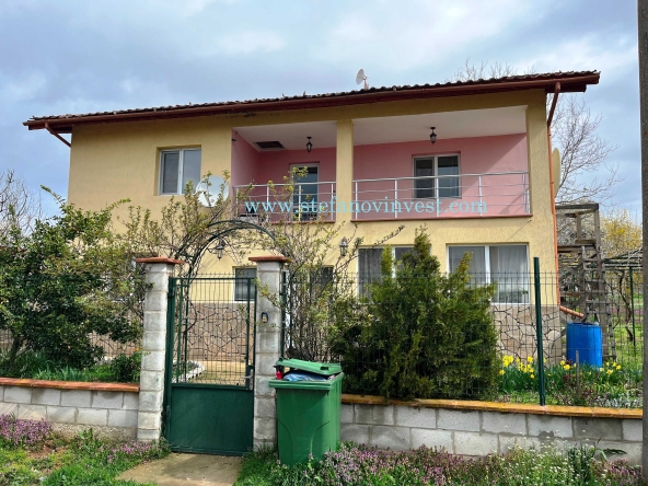 Къща в с. Дюлино, Област Варна - 155 кв.м за 454 €/кв.м - Снимка #1
