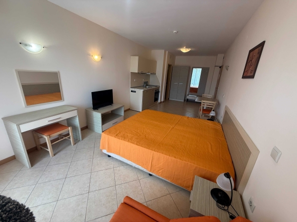 Едностаен апартамент в к.к. Слънчев бряг - 47 кв.м за 695 €/кв.м - Снимка #1