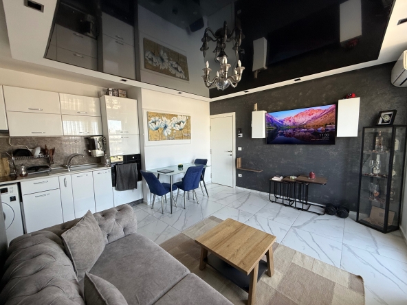 Тристаен апартамент в Варна, Кайсиева градина - 80 кв.м за 1205 €/кв.м - Снимка #1