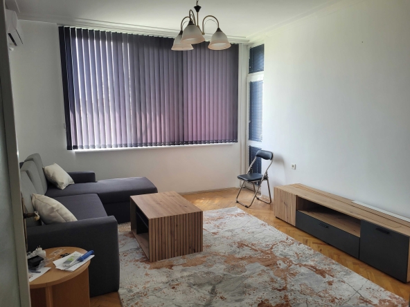 Двустаен апартамент в Сливен, Българка - 64 кв.м за 611 €/кв.м - Снимка #1