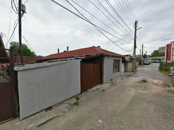 Къща в Силистра, Център - 233 кв.м за 153 €/кв.м - Снимка #1