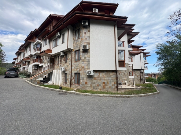 Дава се под наем Едностаен апартамент в Варна, Младост 2 - 50 кв.м за 298.86 € - Снимка #1