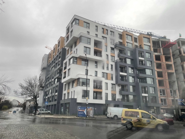 Дава се под наем Гараж / Паркомясто в София, Център - 20 кв.м за 153 € - Снимка #1