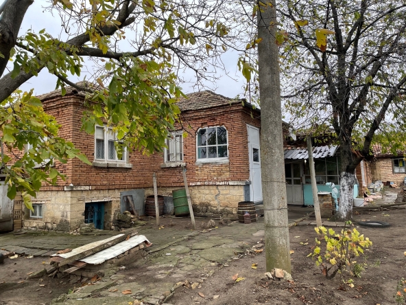 Къща в с. Червенци, Област Варна - 80 кв.м за 287 €/кв.м - Снимка #1