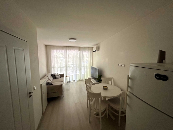 Дава се под наем Двустаен апартамент в Варна, Център - 43 кв.м за 650 € - Снимка #1