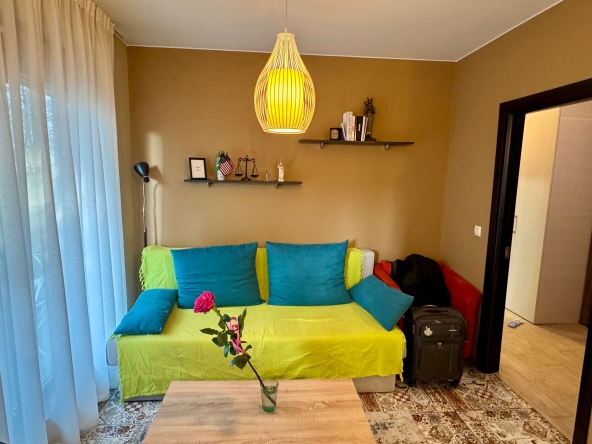 Дава се под наем Двустаен апартамент в София, Зона Б-18 - 60 кв.м за 561 € - Снимка #1